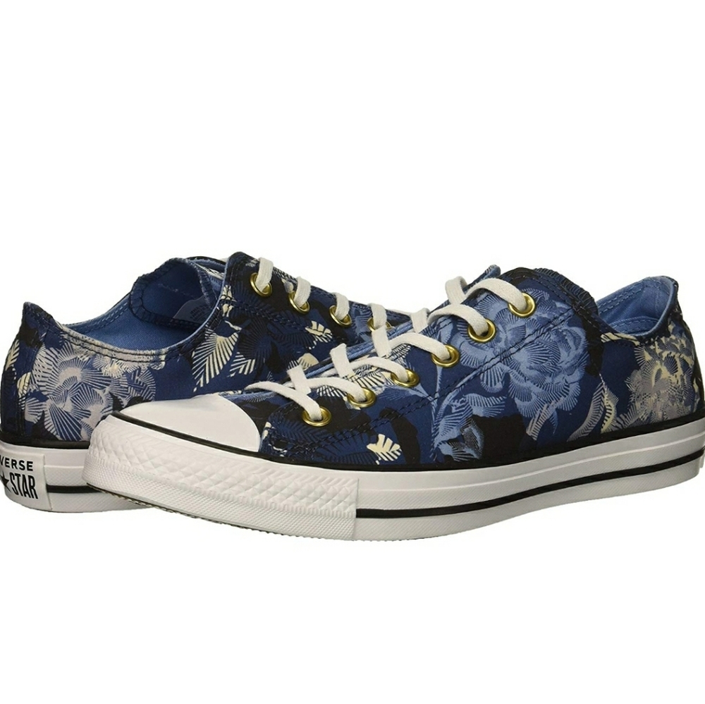 🚫SOLD🚫Floral converse low tops